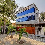 Hotel Sai Leela Residency