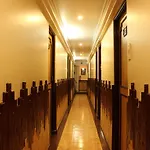 Hotel Everest