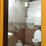 Hotel Golden Nest Popular Residency 2*
