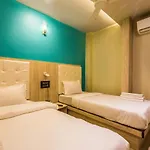 Bed & Breakfast Atlas Grand Andheri Midc 3*