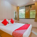 Oyo 79583 Seven Sun Guest House 3* Mumbai