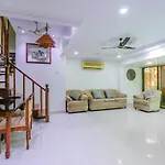 Oyo 79583 Seven Sun Guest House Mumbai