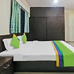 Hotel Treebo Trend Bandra Mumbai