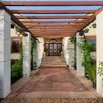 Ama Stays And Trails Nine Palms Alibag