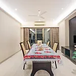 Treebo Trend Bandra Hotel 3*