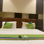 Oyster Andheri West