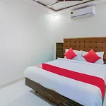 Oyo 66155 Golden Palace 3* Mumbai