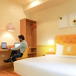 Hotel Bloom - Worli 3*