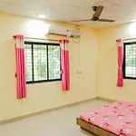 Bed & Breakfast Kinjal Farmhouse By Friends Villa *