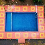 Kinjal Farmhouse By Friends Villa Bed & Breakfast *