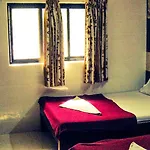 Metro Plaza Near Barc Hotel Mumbai