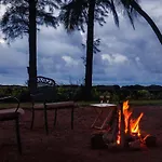 Stayvista\'S Villa Bharat - Beachfront Serenity With A Spacious Lawn