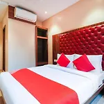 Vaccinated Staff - Oyo 70475 Hotel Sea Breeze