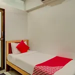 Oyo Flagship 572 Santacruz West