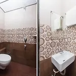 Hotel Plaza- Near Byculla Railway Station