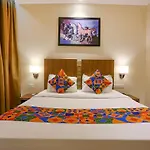 Fabhotel Royal International
