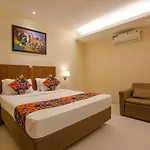 Fabhotel Royal International Hotel 3*