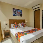 Fabhotel Royal International Hotel