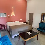Villa 408-Dr Wade In Royal Palms Mumbai