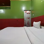 Oyo 44090 Classic Residency Hotel 3*