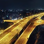 Fabhotel Plus Embassy Park