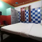 Oyo 44090 Classic Residency