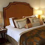 Hotel Hotel, Colaba - A Seafront 2*