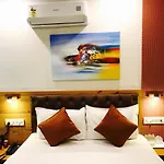 Hotel Grandeur-Near Mumbai International Airport
