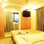 Palace 2* Mumbai
