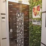 Homes Orchid