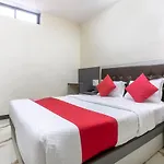 Hotel A S 3*