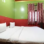 Oyo 44090 Classic Residency