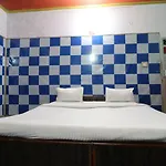 Oyo 44090 Classic Residency