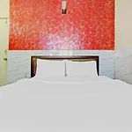 Hotel Oyo 44090 Classic Residency Mumbai