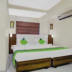 Treebo Trend Aishwarya Comfort Stay 3*