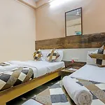 Terminus Bandra 3*