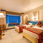 Hotel Parle International