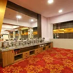 House Juhu, Santacruz West, Hotel Mumbai