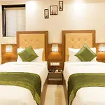 Hotel Skylink Hospitality Next To Amber Imperial Mumbai