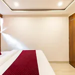Royal Park Hotel 2*