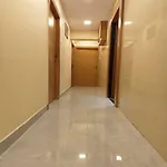 Hotel New Sarah Inn, Andheri West