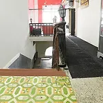Hotel Fabexpress Gateway - 700m From Gateway Of India 3*