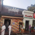 Mantra Lodging & Boarding