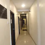Hotel Golden Nest Popular Residency 2*