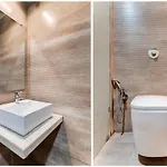 Pearl's Bkc Inn- Near Trade Centre, Visa Consulate 3*