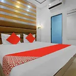 Hotel Flagship 83490 Hotel Bently Palace Mumbai