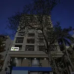 Treebo Trend Freedom Star, Vile Parle