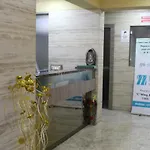 Apartment Maxxvalue - Service Marol
