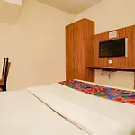 Fabexpress Emerald Inn
