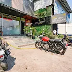 Fabhotel New Prince Palace